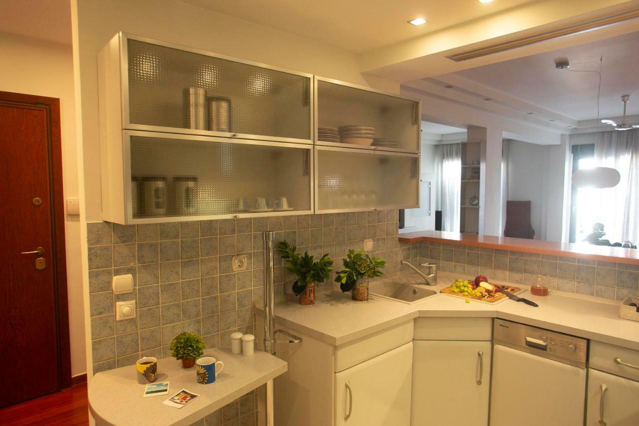 The Lux Gorgeous Apartment Салоніки Екстер'єр фото